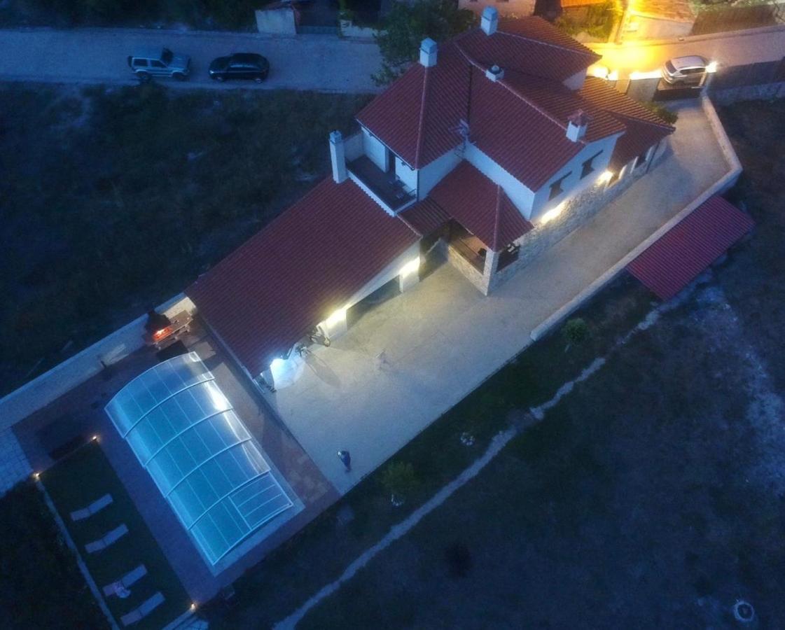 Casa Rural Laguna De Uña 외부 사진